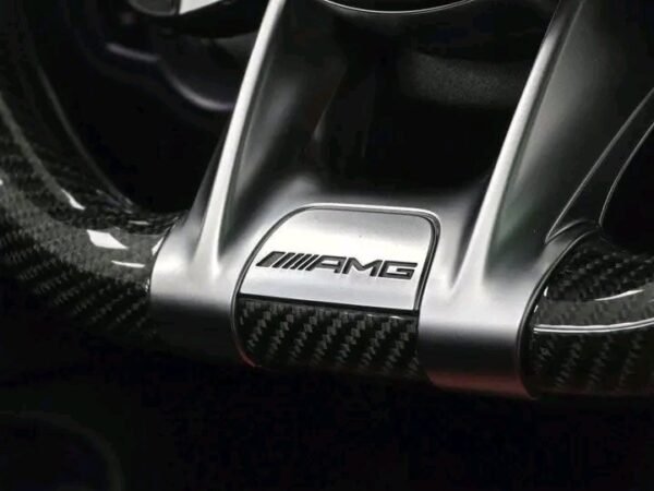 Mercedes-Benz C 63s – Image 18