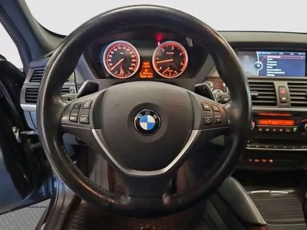 BMW X6 - Image 7