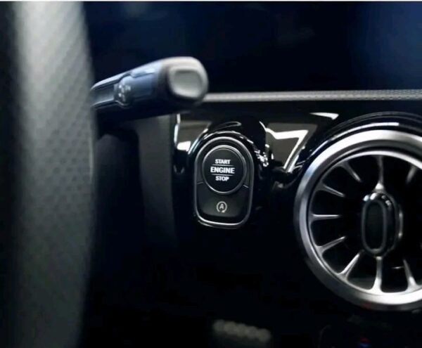 Mercedes-Benz CLA – Image 26