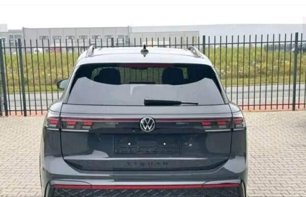 Volkswagen Tiguan – Image 3