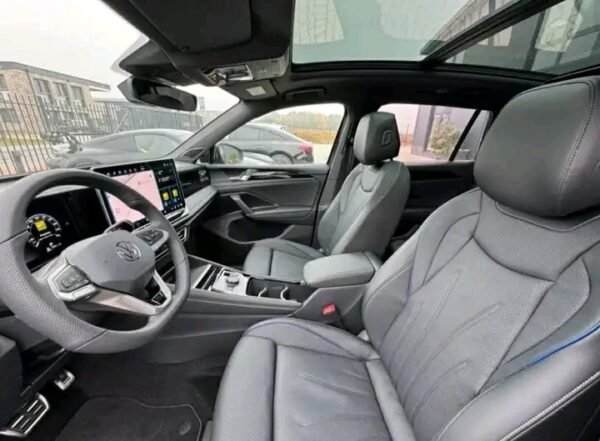 Volkswagen Tiguan – Image 7