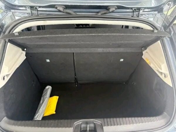 RENAULT CLIO – Image 21