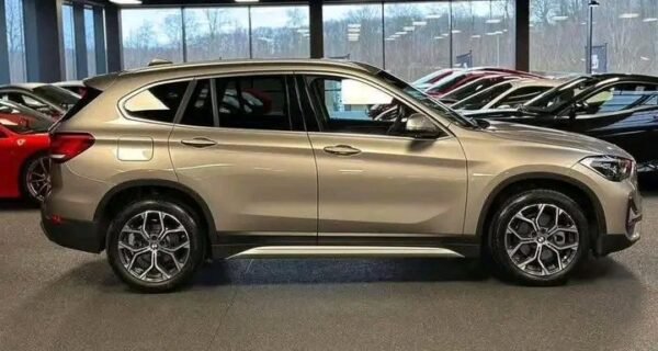 BMW X1 sDrive18i xLine – Image 9