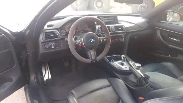 BMW BMW M4 – Image 14
