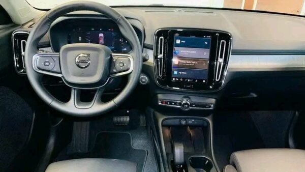 Volvo XC40 – Image 27