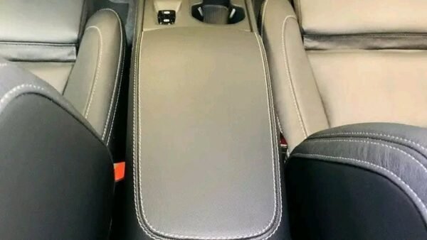 Volvo XC40 – Image 2