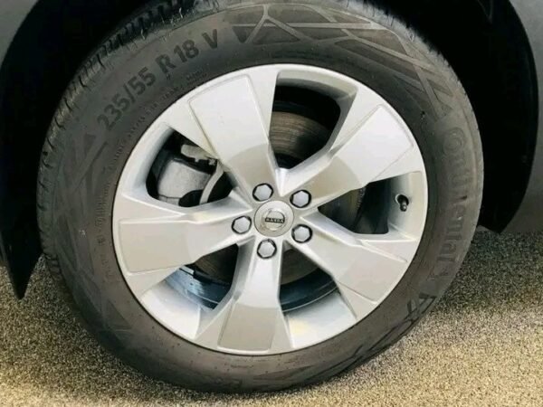 Volvo XC40 – Image 28