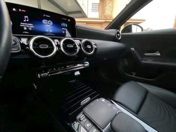Mercedes-Benz A250 – Image 2