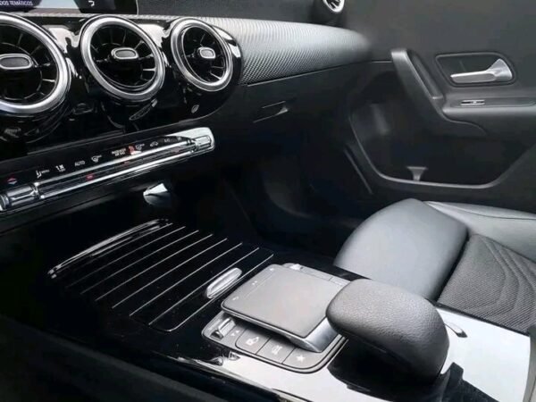 Mercedes-Benz A250 – Image 10