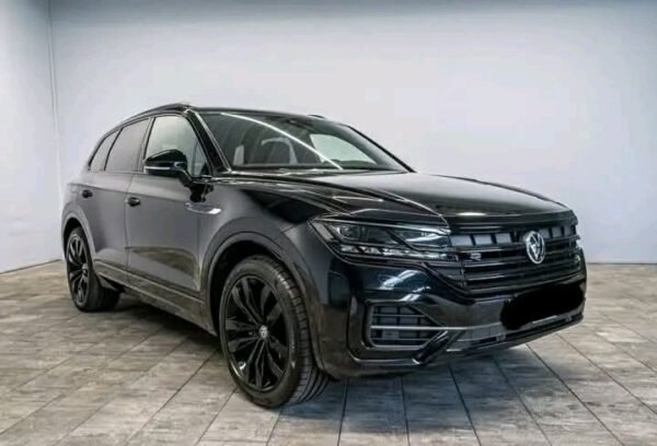 Volkswagen Touareg – Image 10