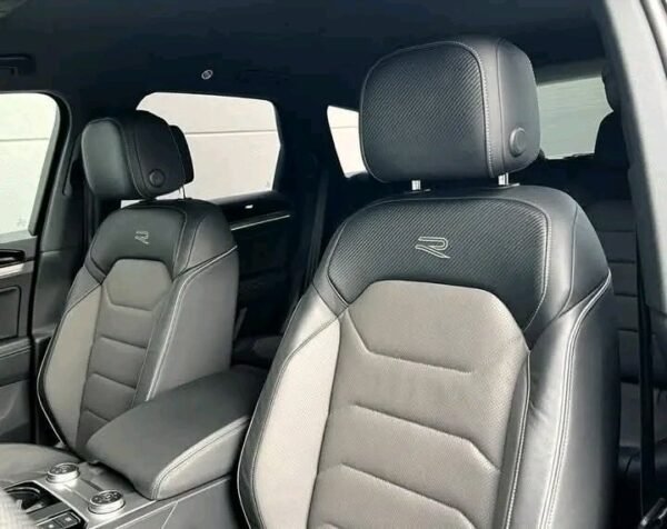 Volkswagen Touareg – Image 18