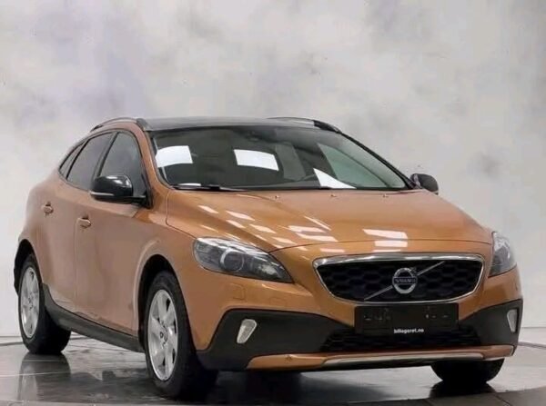 Volvo V40 Cross