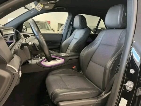 Mercedes-Benz GLE 300 – Image 11