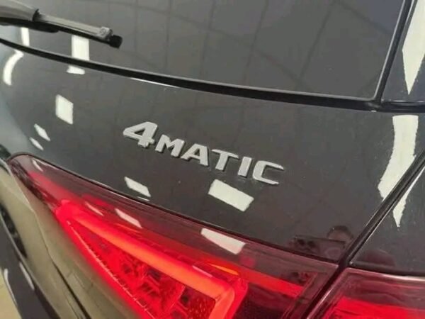 Mercedes-Benz GLE 300 – Image 18