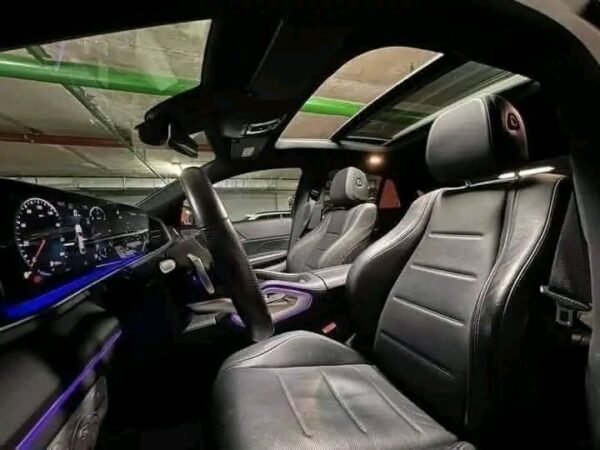 Mercedes-Benz GLE – Image 18