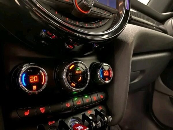 MINI Cooper S – Image 18