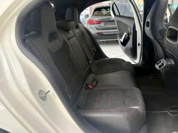 MERCEDES A-CLASS – Image 11