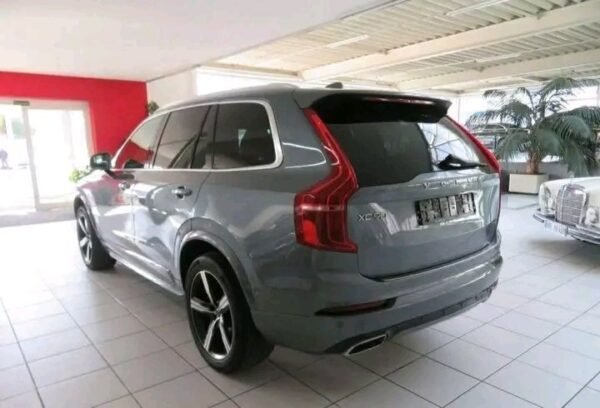 Volvo XC90 – Image 4