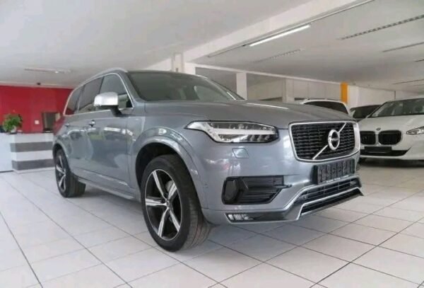 Volvo XC90 – Image 8