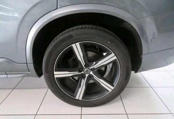 Volvo XC90 – Image 2