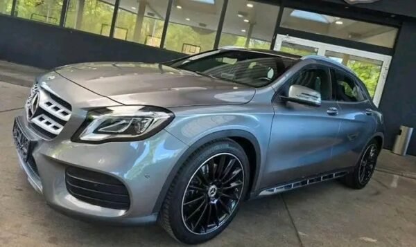 Mercedes-Benz GLA – Image 19