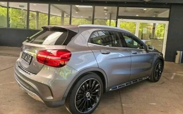 Mercedes-Benz GLA – Image 24
