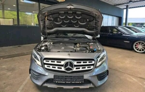 Mercedes-Benz GLA – Image 26
