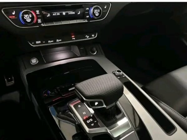 Audi Q5 Sportback – Image 8