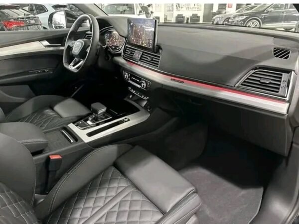 Audi Q5 Sportback – Image 15