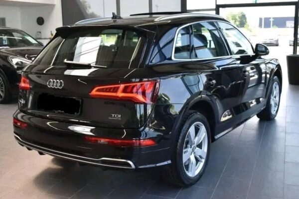 Audi Q5 – Image 13
