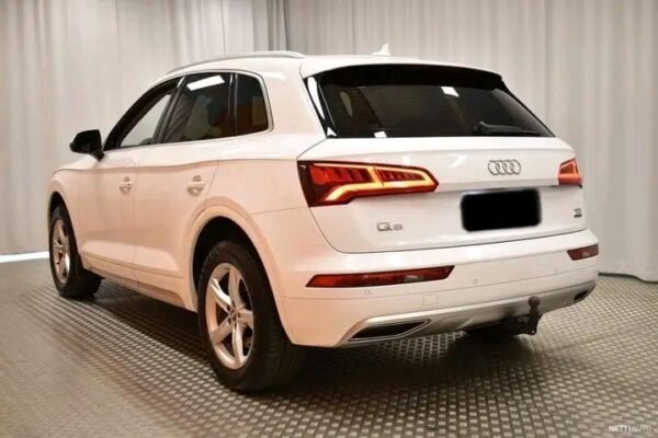 Audi Q5 – Image 18