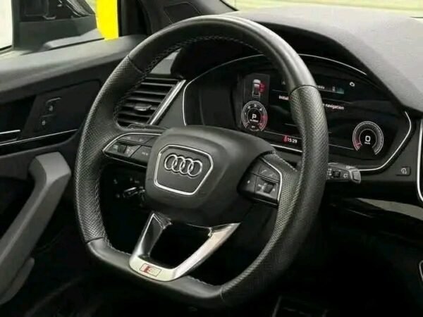 Audi Q5 40 – Image 5