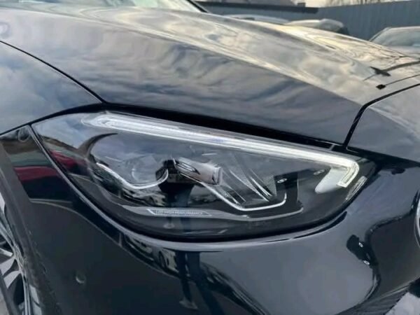 Mercedes-Benz C 220 – Image 12