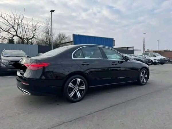 Mercedes-Benz C 220 – Image 4