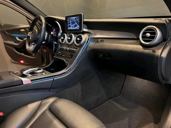 Mercedes-Benz C-Klasse – Image 4
