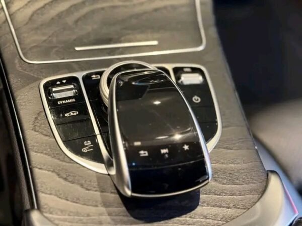 Mercedes-Benz C-Klasse – Image 14
