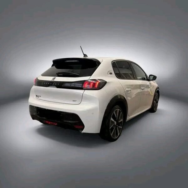 Peugeot 208 – Image 7