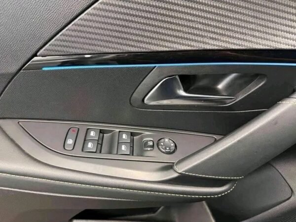 Peugeot 208 – Image 20