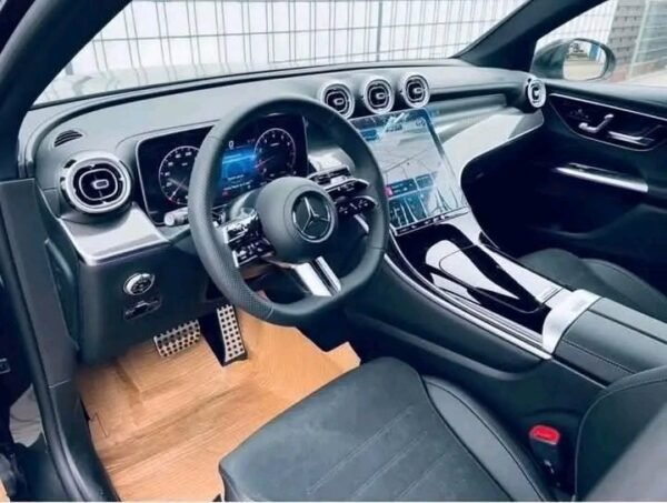 Mercedes-Benz GLC – Image 9
