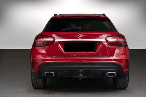 Mercedes-Benz GLA – Image 23
