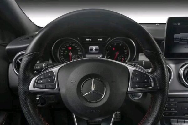 Mercedes-Benz GLA – Image 6