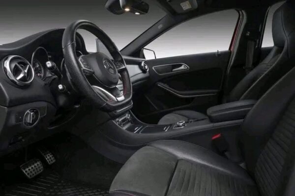 Mercedes-Benz GLA – Image 20