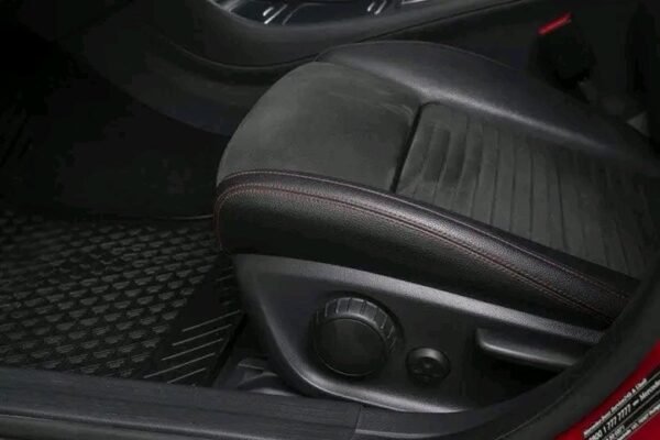 Mercedes-Benz GLA – Image 22