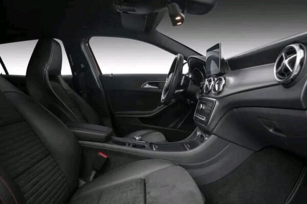 Mercedes-Benz GLA – Image 9