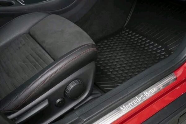 Mercedes-Benz GLA – Image 19