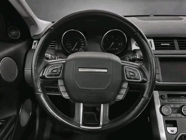 Land Rover Range Rover Evoque – Image 11