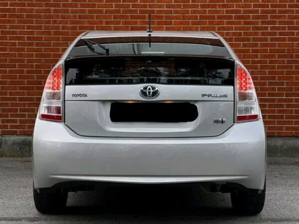 Toyota Prius – Image 9