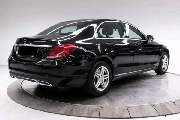 Mercedes-Benz C-Klasse – Image 4