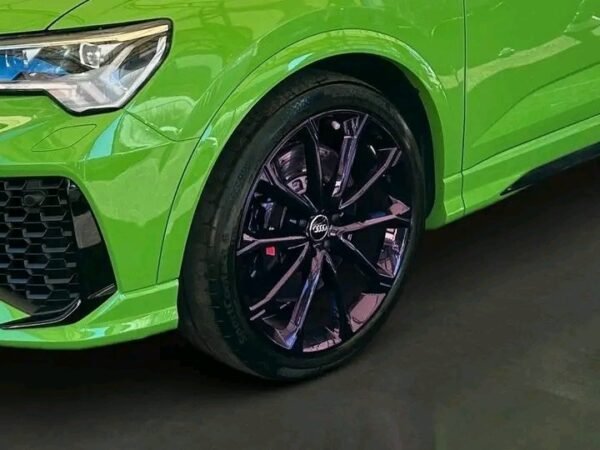 Audi RSQ3 – Image 9