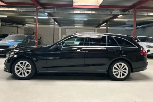 MERCEDES-BENZ C 180 – Image 4